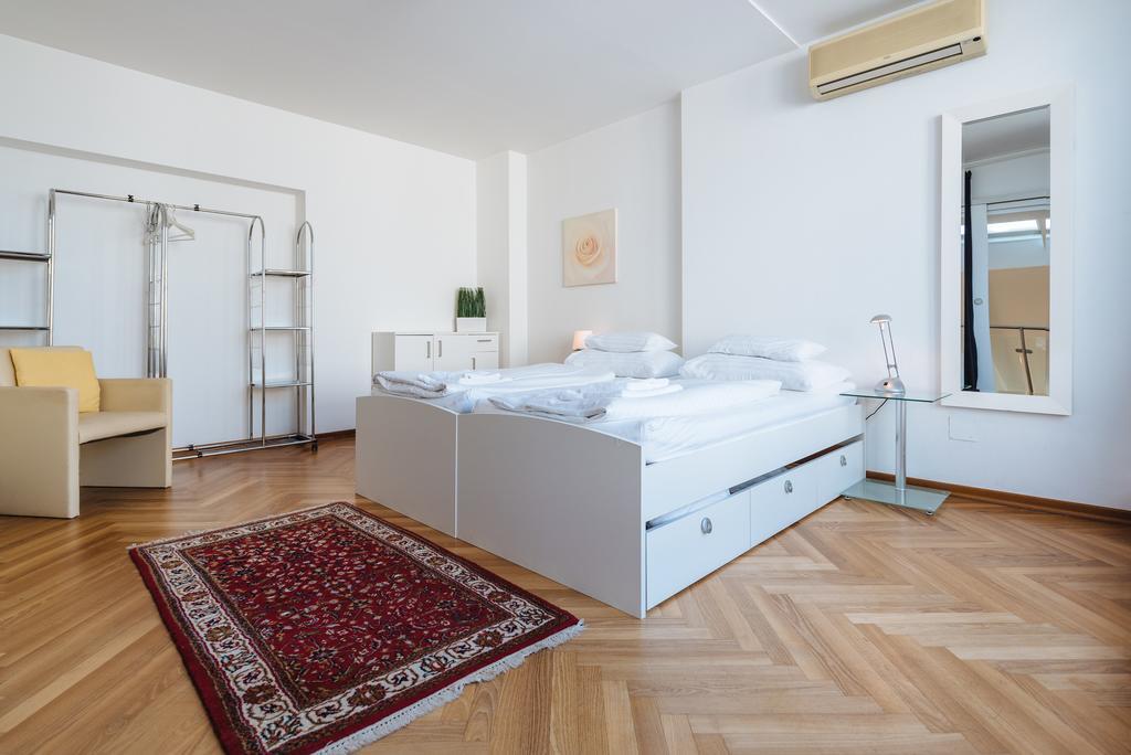 Apartments Next To Vienna Stateopera With Aircondition Viena Exterior foto